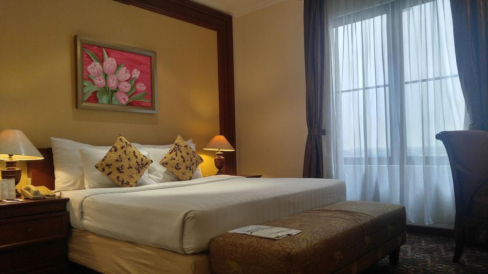 Arion Suites Hotel Bandung Exterior foto