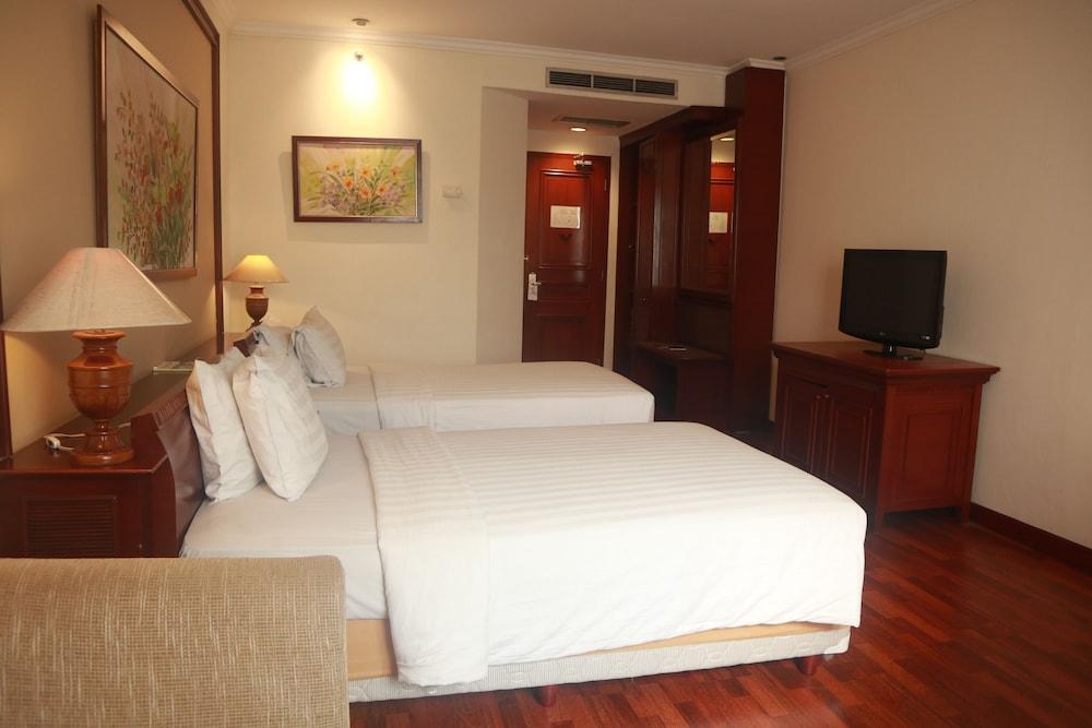 Arion Suites Hotel Bandung Exterior foto